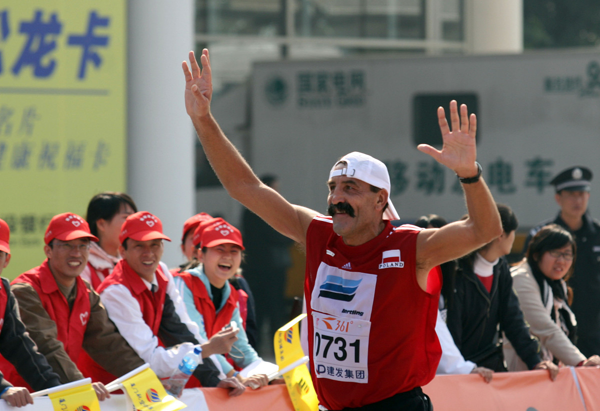 关于上海海港发布备战花絮，冲刺阶段完成体检，欧超杯任务艰巨，临场指挥获称赞的信息-爱游戏官网平台入口