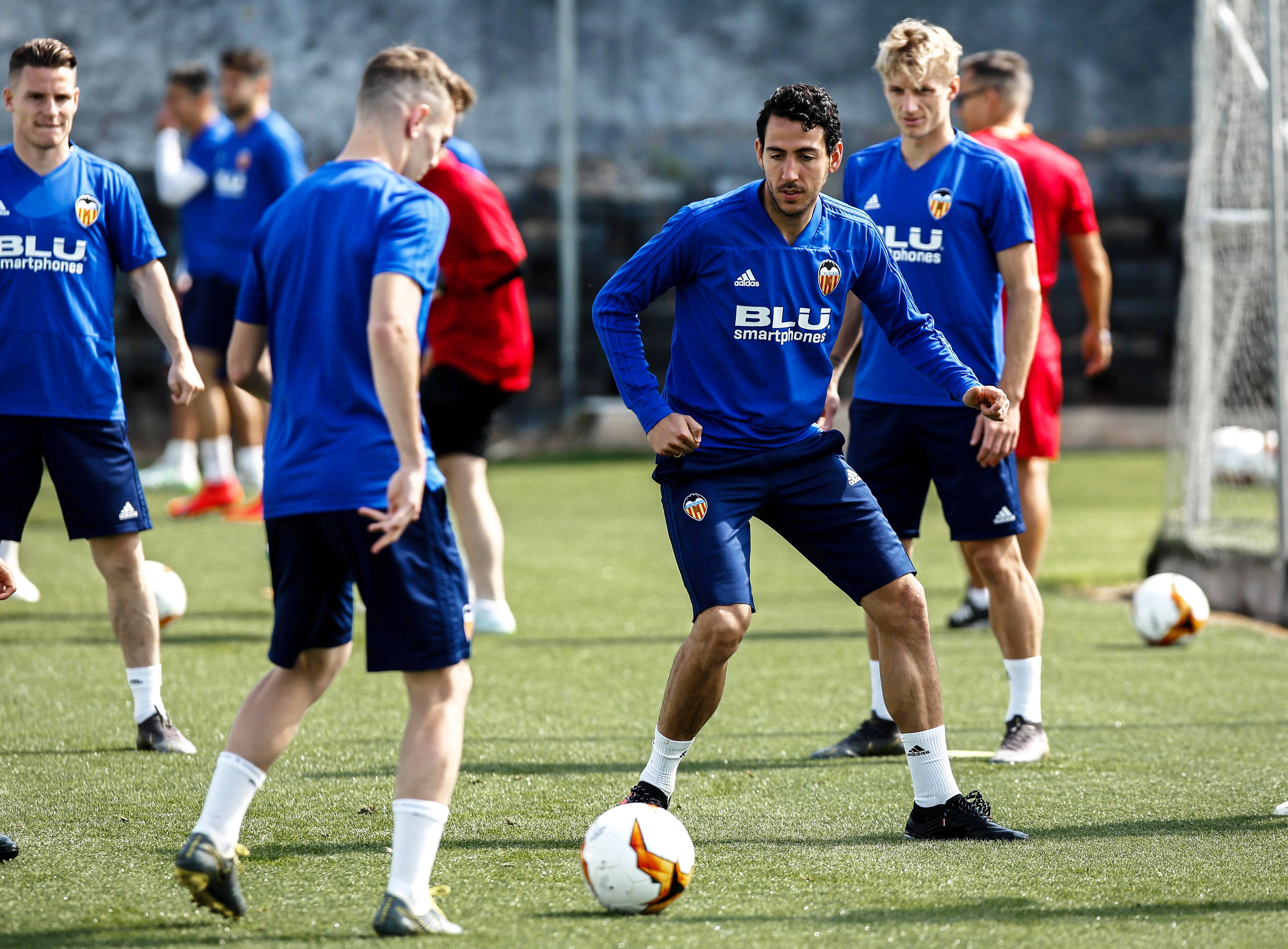 包含国际比赛日体能课后，马赛豪取连胜备战荷甲，引发热议，控场能力受关注的词条-爱游戏体育在线